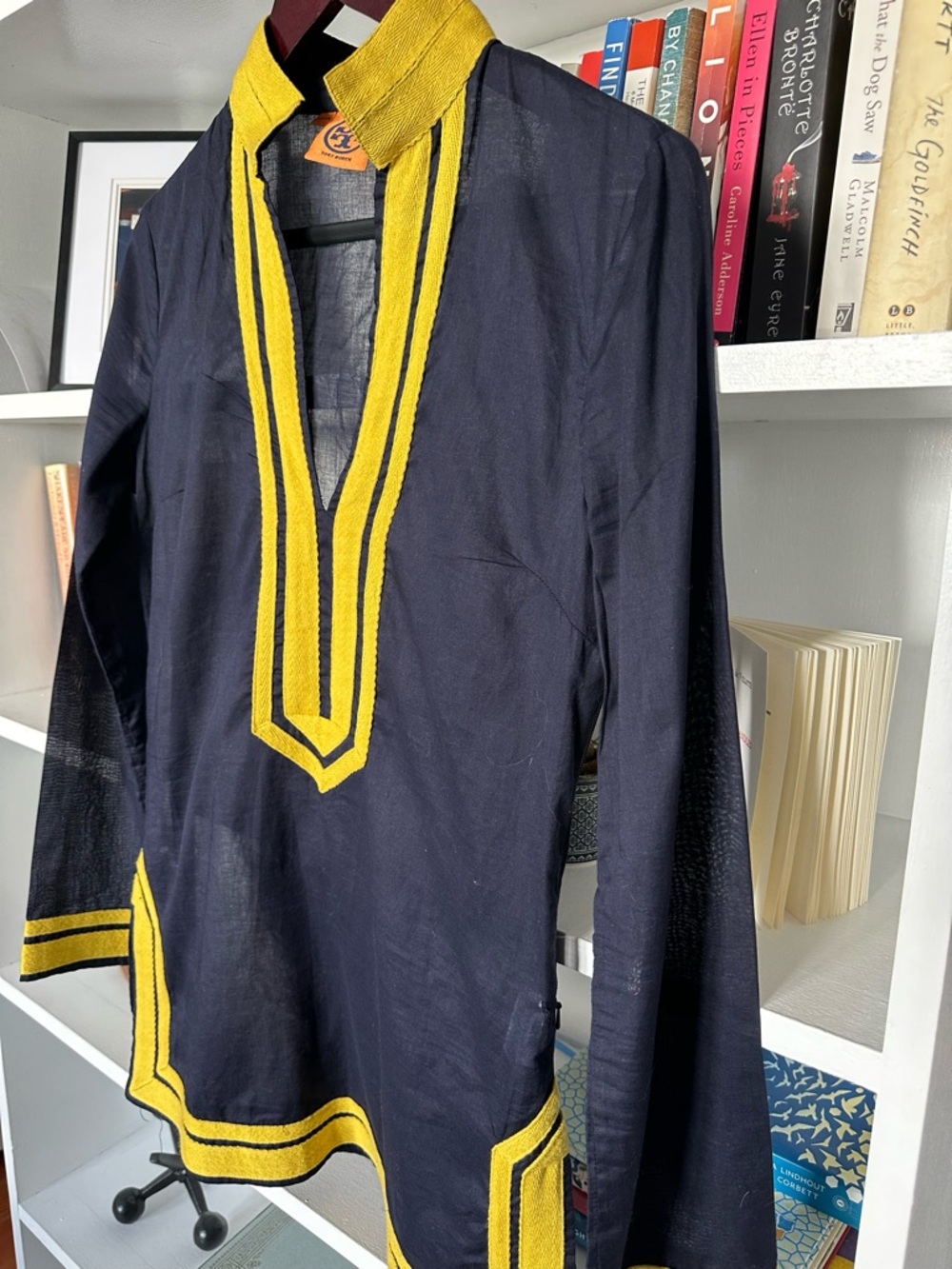 Tory Burch Navy Long-Sleeve Tunic with Yellow Trim - Picture 3 of 7